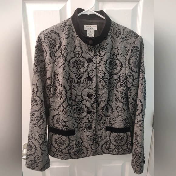 Covington Jackets & Blazers - Covington Gray and Black Jacket Size 10